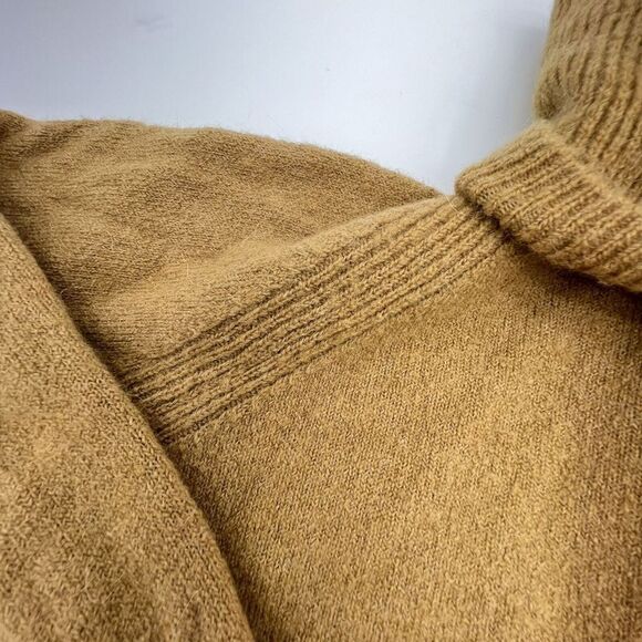 J Crew Womens Small Alpaca Wool Knit Long Sleeve Turtle Neck Sweater Tan Brown - Picture 2 of 4